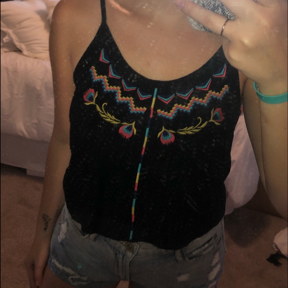 cute, flowy summer tank with detailing